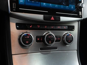 Седан Volkswagen Passat 2012 года, 1149000 рублей, Тюмень