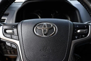 Внедорожник Toyota Land Cruiser Prado 2021 года, 6999000 рублей, Ульяновск