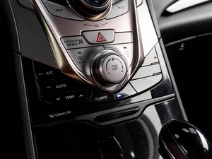 Седан Hyundai Grandeur 2012 года, 1220000 рублей, Тюмень