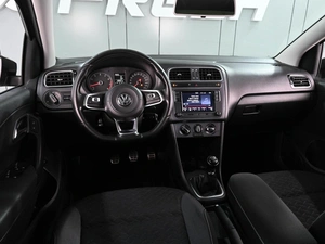 Седан Volkswagen Polo 2018 года, 1259000 рублей, Аксай