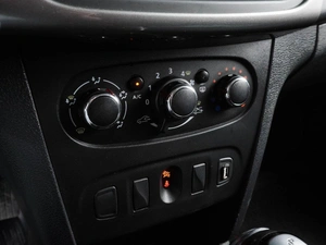 Седан Renault Logan 2020 года, 749000 рублей, Воронеж