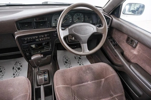 Седан Toyota Corona 1990 года, 449000 рублей, Красноярск