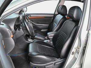 Седан Toyota Avensis 2006 года, 819000 рублей, Аксай