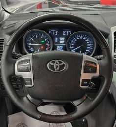 Внедорожник Toyota Land Cruiser 2012 года, 3797000 рублей, Красноярск