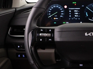 Минивэн Kia Carnival 2025 года, 6254999 рублей, Москва