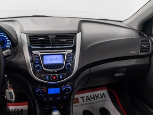 Хетчбэк Hyundai Solaris 2012 года, 860000 рублей, Красноярск