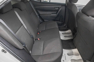 Седан Toyota Corolla 2013 года, 1349000 рублей, Барнаул