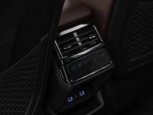 Внедорожник Geely Monjaro 2023 года, 3150000 рублей, Москва