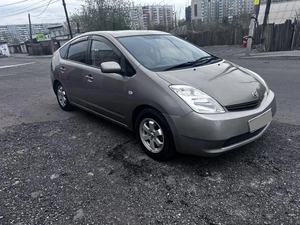 Лифтбек Toyota Prius 2005 года, 620000 рублей, Красноярск