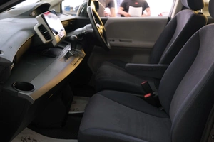 Минивэн Honda Freed 2010 года, 1149000 рублей, Омск