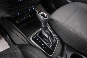 Седан Hyundai Solaris 2017 года, 1049000 рублей, Красноярск