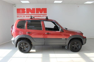 Внедорожник Chevrolet Niva 2013 года, 715000 рублей, Смоленск