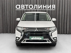Внедорожник Mitsubishi Outlander 2021 года, 2499000 рублей, Красноярск
