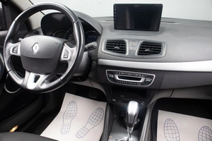 Седан Renault Fluence 2012 года, 849000 рублей, Оренбург