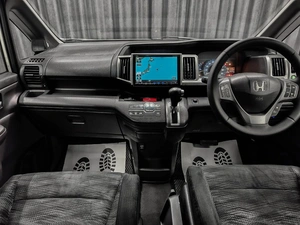 Минивэн Honda Stepwgn 2012 года, 1300000 рублей, Красноярск