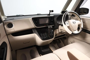 Хетчбэк Nissan Dayz Roox 2018 года, 889000 рублей, Новосибирск