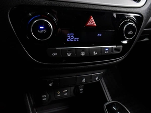 Седан Hyundai Solaris 2018 года, 1387000 рублей, Воронеж