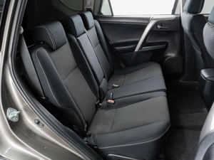 Внедорожник Toyota RAV4 2017 года, 1750000 рублей, Тюмень