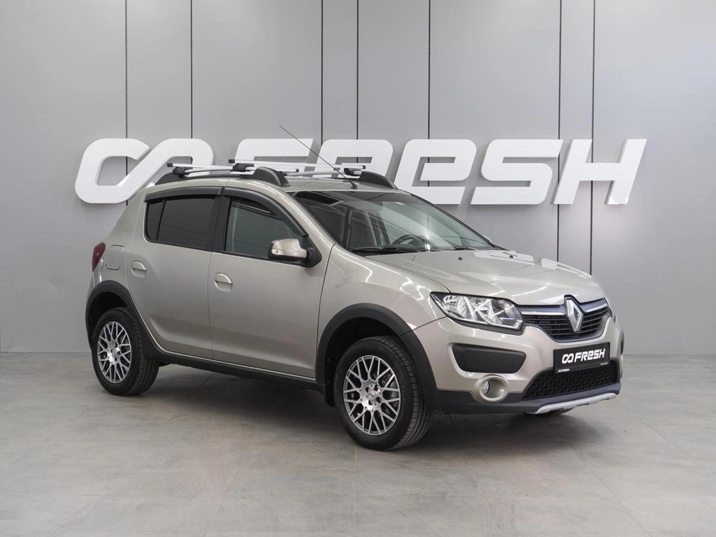 Хетчбэк Renault Sandero Stepway 2016 года, 1199000 рублей, Воронеж