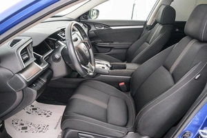 Седан Honda Civic 2018 года, 2349000 рублей, Красноярск