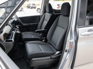 Минивэн Honda Freed+ 2017 года, 1299000 рублей, Краснодар