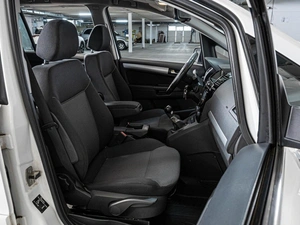 Минивэн Opel Zafira 2012 года, 708000 рублей, Ставрополь