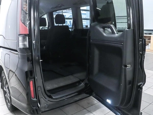 Минивэн Honda Stepwgn 2021 года, 2750000 рублей, Красноярск