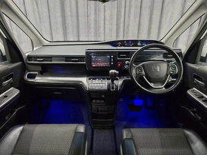 Минивэн Honda Stepwgn Spada 2015 года, 2150000 рублей, Красноярск