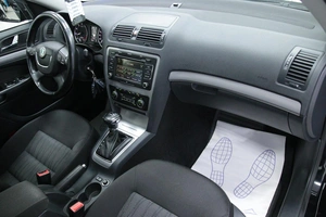 Универсал Skoda Octavia 2012 года, 893000 рублей, Солонцы