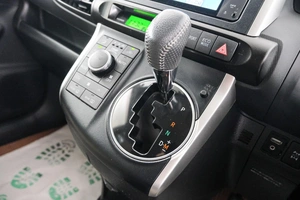 Минивэн Toyota Wish 2010 года, 1249000 рублей, Красноярск