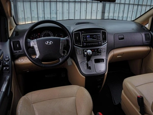 Минивэн Hyundai H-1 2015 года, 2300000 рублей, Волгоград