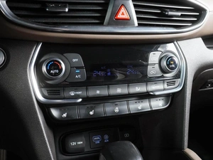 Внедорожник Hyundai Santa Fe 2018 года, 2849000 рублей, Воронеж