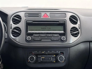 Внедорожник Volkswagen Tiguan 2010 года, 1119000 рублей, Орёл