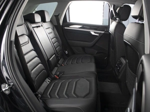 Внедорожник Volkswagen Touareg 2021 года, 6470000 рублей, Омск