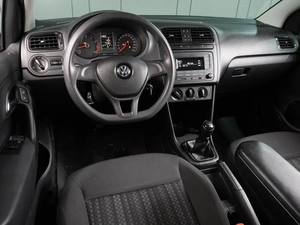 Седан Volkswagen Polo 2019 года, 1299000 рублей, Воронеж