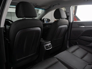 Седан Hyundai Elantra 2018 года, 1599000 рублей, Тюмень