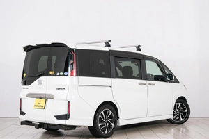 Минивэн Honda Stepwgn Spada 2015 года, 1699000 рублей, Красноярск