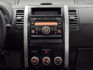 Внедорожник Nissan X-Trail 2012 года, 1480000 рублей, Красноярск