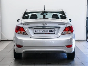 Седан Hyundai Solaris 2011 года, 840000 рублей, Красноярск