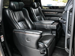 Минивэн Toyota Alphard 2019 года, 4349000 рублей, Кирилловка