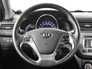 Седан Kia Rio 2015 года, 875200 рублей, Казань