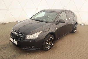 Хэтчбек Chevrolet Cruze 2011 года, 870000 рублей, Орёл