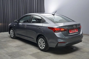 Седан Hyundai Solaris 2017 года, 1127000 рублей, Красноярск