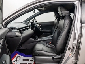 Внедорожник Toyota C-HR 2017 года, 1849000 рублей, Красноярск
