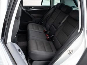 Внедорожник Volkswagen Tiguan 2012 года, 1310000 рублей, Краснодар