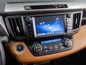 Внедорожник Toyota RAV4 2017 года, 2429000 рублей, Тюмень