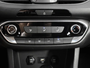 Универсал Hyundai i30 2022 года, 1610100 рублей, Казань