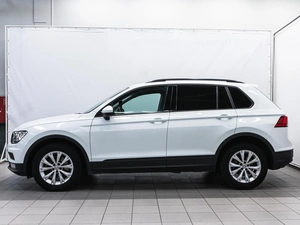 Внедорожник Volkswagen Tiguan 2019 года, 2349000 рублей, Красноярск