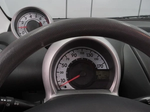 Хетчбэк Peugeot 107 2011 года, 509000 рублей, Воронеж