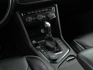 Внедорожник Volkswagen Tiguan 2017 года, 2498444 рублей, Москва